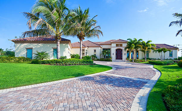 Best Local Driveway Pavers  in Caruthersville, MO